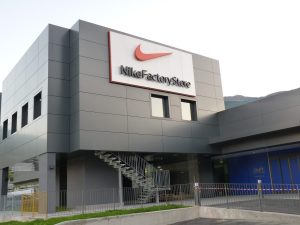 Nike-1