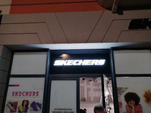 Skechers (1)